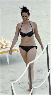 Felicity Jones in Bikini - Body, Height, Weight, Nationality