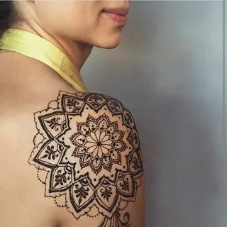 25 Increíbles tatuajes temporales y de Henna que morirás por