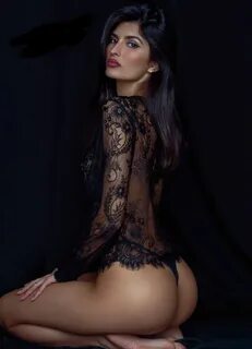 Yael Cohen Nude & Sexy Collection (40 Photos) - Celebs News