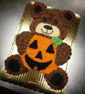 Halloween teddy bear , pull-apart, cupcake cake Cupcake cake