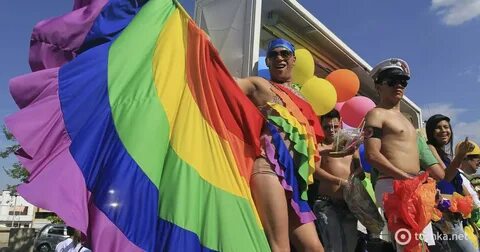 Радужные колумбийцы вышли на гей-парад в Кали (фото) - news.
