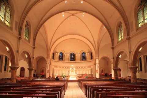 File:Saint Thomas the Apostle Catholic Church Sanctuary Ann 