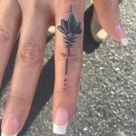 50 Eye-Catching Finger Tattoos That Women Just Can't Say No 