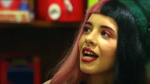 WATCH: Melanie Martinez Goes Wild In A Toy Store And It’s Cu