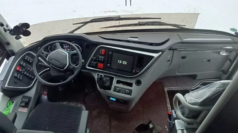 как убрать подлокотник в автобусе
