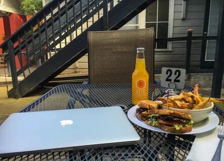File:Backyard Patio Restaurant Seating with laptop - Garden 