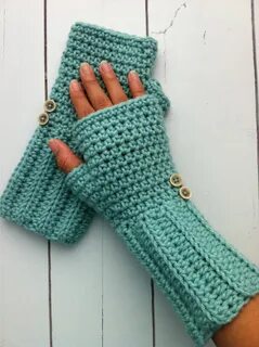 crochet handwarmer Crochet hand warmers, Crochet wrist warme