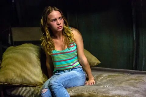 Britt Robertson as Angie McAlister in Under the Dome - Britt
