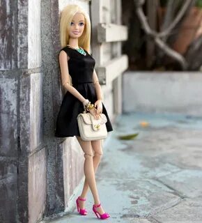 Как кукла Барби влияет на модные тенденции и девочек Barbie 