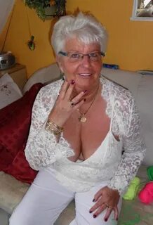 Date A Granny в Твиттере: "#filthy #randy #gilf - https://t.