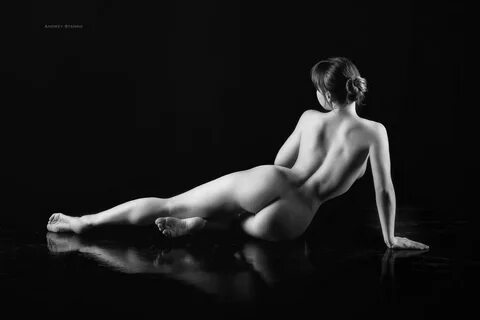Artistic nude photos of women - primeunit.eu