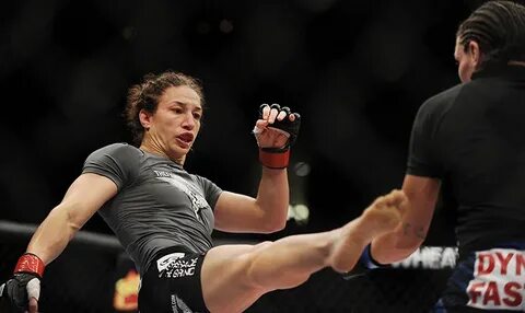 Sara McMann Feet (22 photos) - celebrity-feet.com