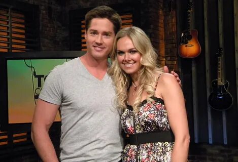 CMT TOP 20 COUNTDOWN welcomes Laura Bell Bundy Country Artis