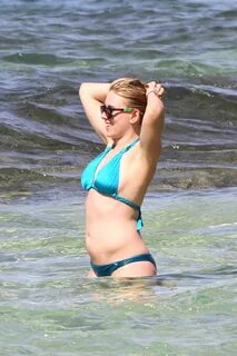 Scarlett Johansson in Bikini at a Beach in Hawaii - HawtCele