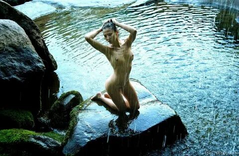 Naked girl is posing under waterfall - Sol (12 pics) Erooups