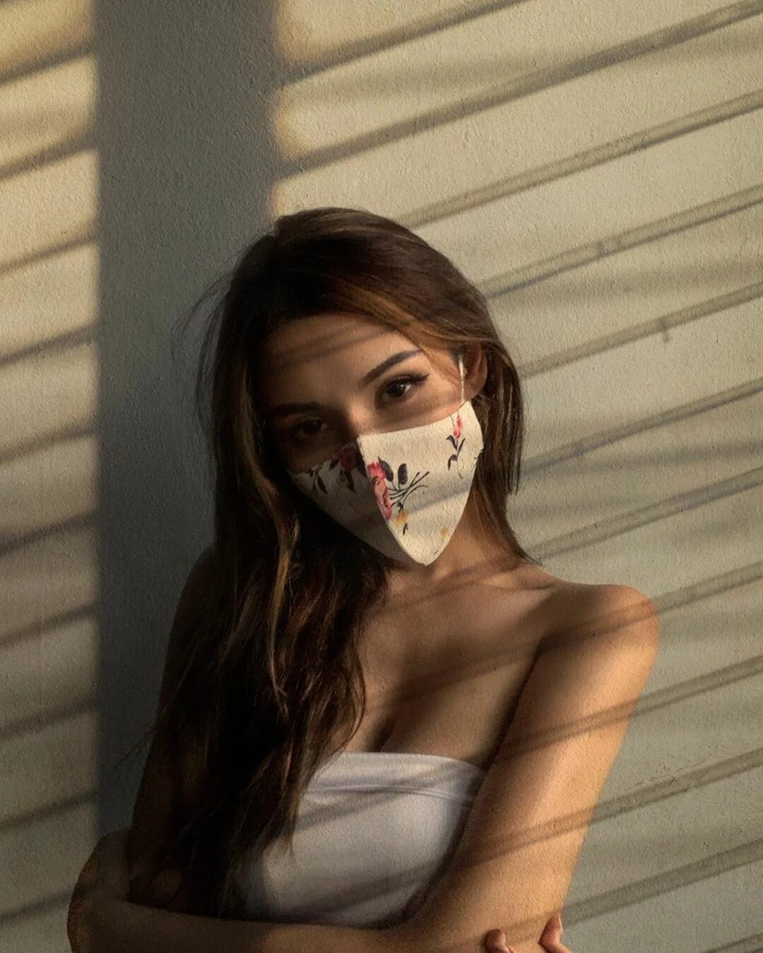 Jade Rasif (`▾`) в Instagram: "I don’t even have blinds... t...