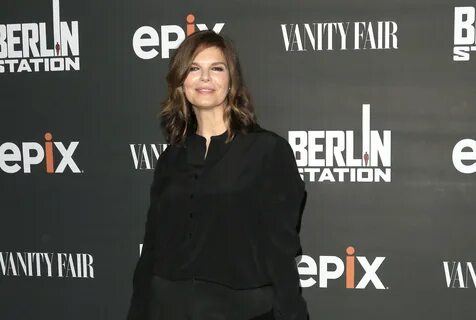 Jeanne Tripplehorn Measurements: Height, Weight & More