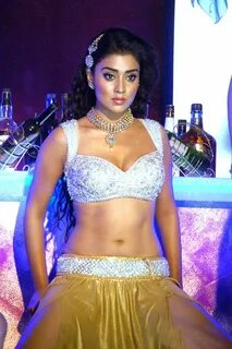 Shriya Saran Bollywood actress hot photos, Actress photos, I