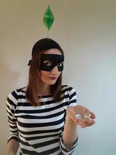 Sims 3 Burglar Cosplay/Costume. Sims halloween costume, Sims