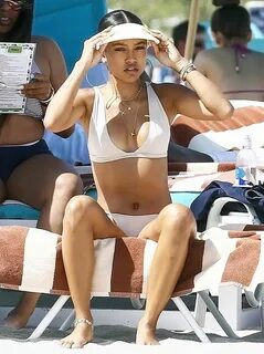 Karrueche Tran Nude and Hot Bikini Photo Collection - Leaked