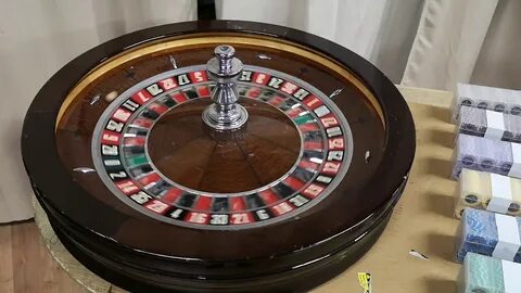 Roulette wheel - YouTube