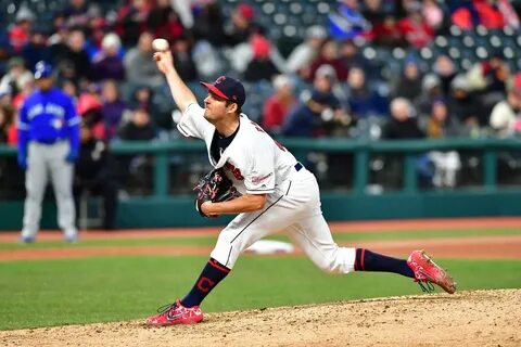 Indians pull Trevor Bauer during a no-hitter bid - The Washi