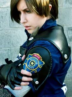Leon S. Kennedy (Resident Evil 2) by Ratsukorr ACParadise.co