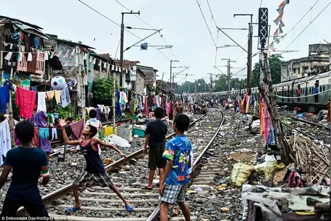 10 Metropolitan cities with slums (ex. Mumbai with dharavi) 