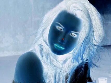 Scary Red Dot Illusion All in one Photos