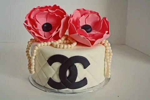 SAB Cakes!: Chanel, Pearls and Flowers birthday cake