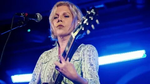 Episode 407: Tanya Donelly (of Belly, The Breeders and Throwing Muses) - YouTube