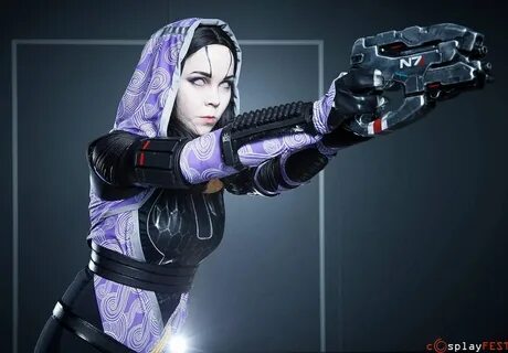 Шикарный косплей Mass Effect: Миранда, Тали'Зора и СУЗИ - Sh