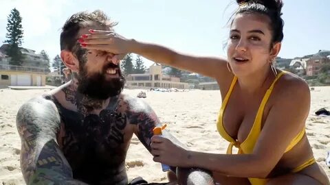 Lena and Adam hit The Beach & The Zoo in Australia - YouTube