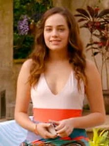 Mary Mouser Pictures Search (2 galleries)