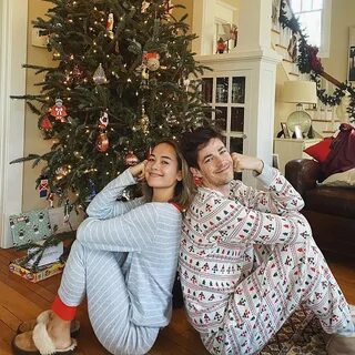 You’re welcome 💁 🏼 ♀" Grant Gustin, Andrea Thomas, You're Welco...