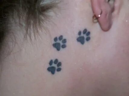 27+ Cute Paw Tattoos Images