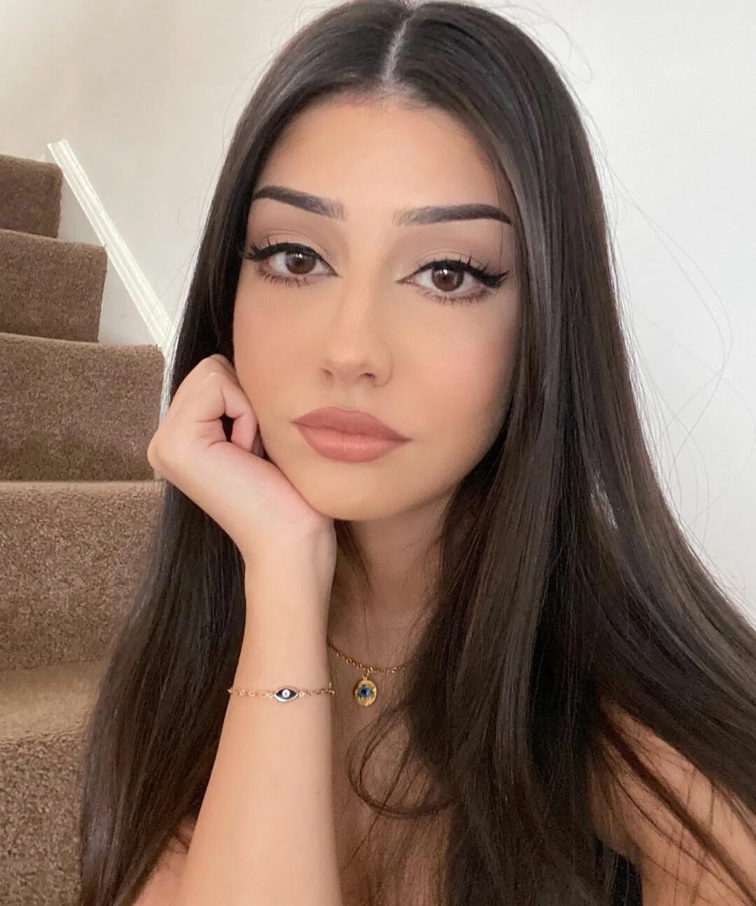 Shirin on Instagram: "she said 🧿 👄 🧿 this time" .