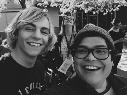 Picture of Ross Lynch in General Pictures - ross-lynch-14686