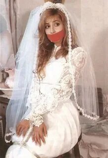 Связанная Невеста В Платье