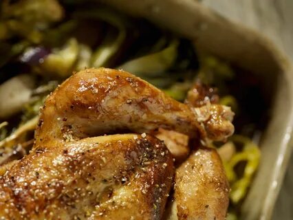 Рецепты, чтобы показать, как испечь или запечь целую курицу 