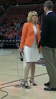 Doris Burke Feet (18 photos) - feet.wiki