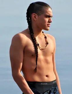 Dyami Thomas - Klamath and Ojibwe. Long hair styles men, Nat