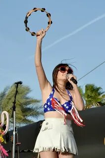 KACEY MUSGRAVES Performs at 2015 Stagecoach California’s Cou