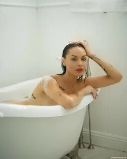 Teela LaRoux Poses Naked in a Bubble Bath (4 Photos) #TheFap
