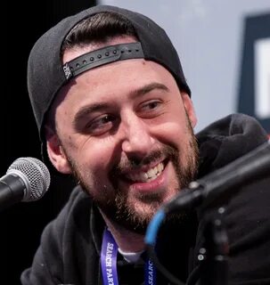 File:Jon Paul Piques @ SXSW 2016 (cropped).jpg - Wikipedia