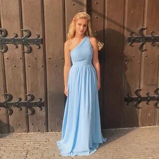 Eva Vlaardingerbroek 在 Instagram 上 发 布."ACRE Summer Gala Din