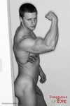 #FullFrontalFriday - A black-and-white nude study of fitness
