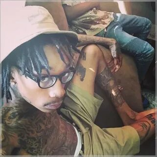 Wiz Khalifa Washes Amber Rose Right Out of His Hair