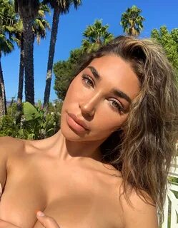 Chantel Jeffries op Twitter