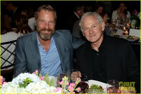 Victor Garber Marries Rainer Andreesen After 16 Years Togeth